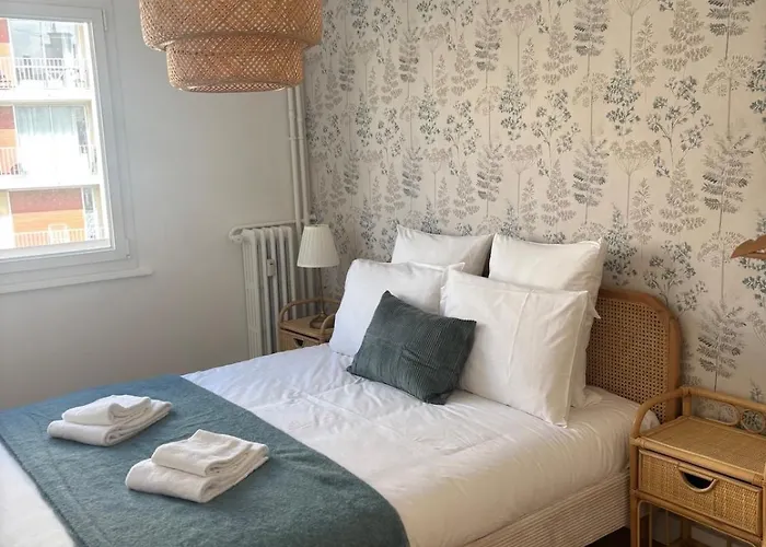 דירה Lumineux Avec Parking, Centre *